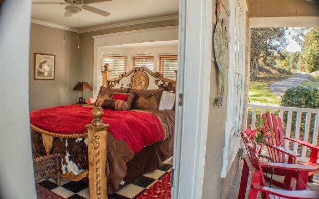 Hamakua Ranch House B&B