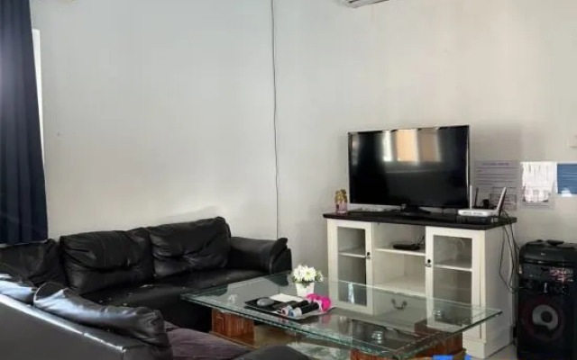 The Pool House Pattaya No.2- 5 bedroom