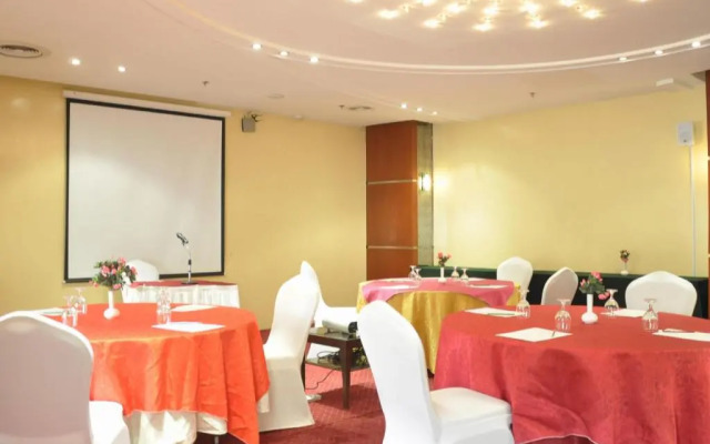 Reef Al Malaz Hotel International (ex. Tulip Inn Al Reef )