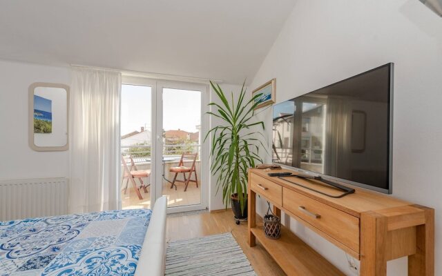 Romantic Oasis -mediterranean Style Studio