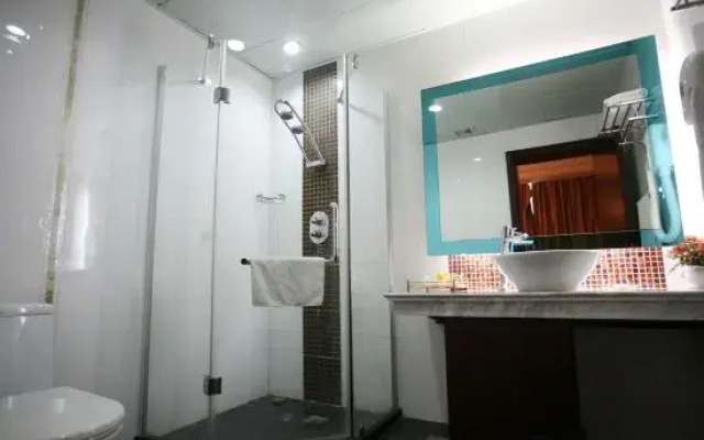 Xinzhou Conference Hotel