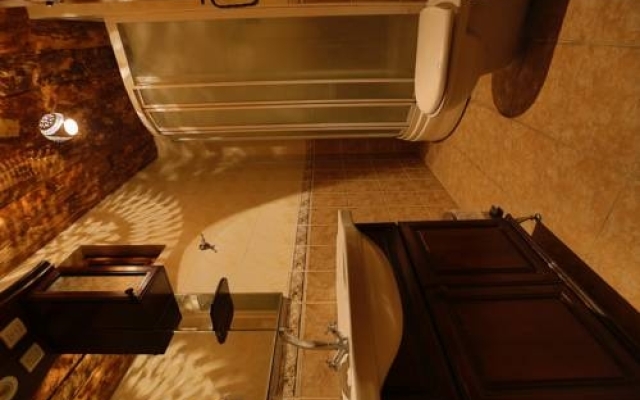 Terrace House Hotel