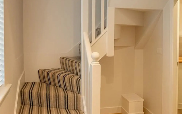 Elegant 2Bd Townhouse In Thirsk: Cozy & Stylish