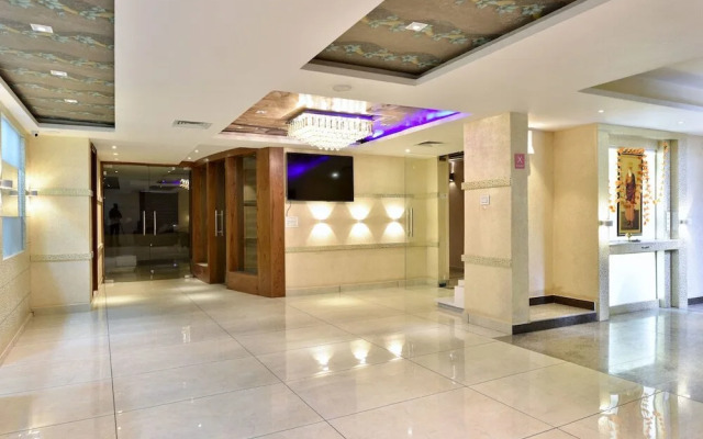 SS International Hotel by OYO Rooms