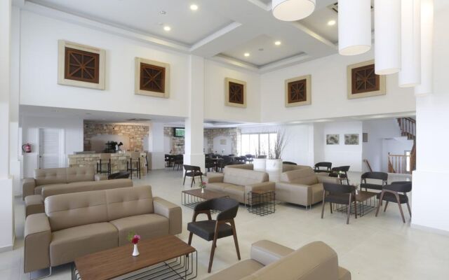 Kapetanios Aqua Resort