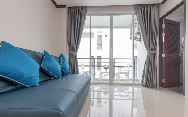 The Chic Patong