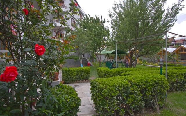 Mahin Cottage