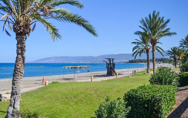 Prengos Sea View Villa