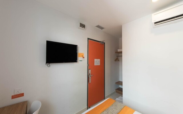 OYO 145 Sovotel Hotel Uptown 36