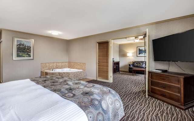 Prestige Radium Hot Springs Resort, WorldHotels Crafted