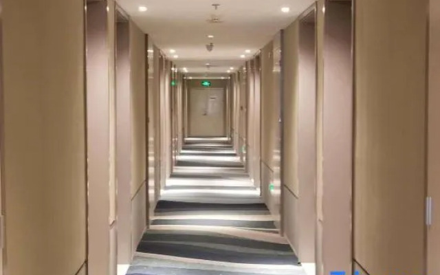 Homeinn Selected Hotel (Hohhot Gymnasium Inner Mongolia University of Technology)