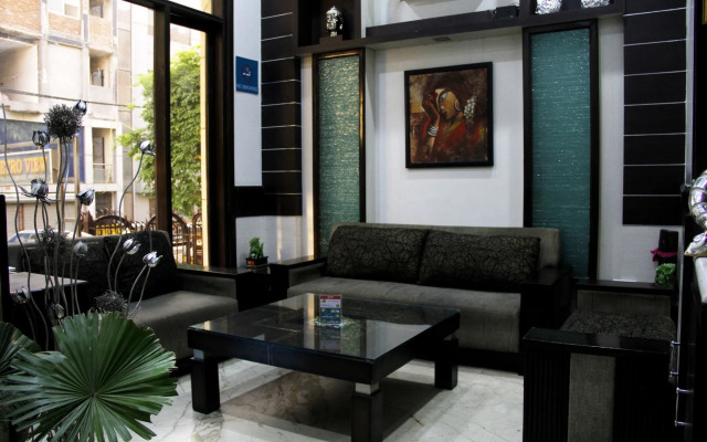 Metro View Inn by OYO Rooms