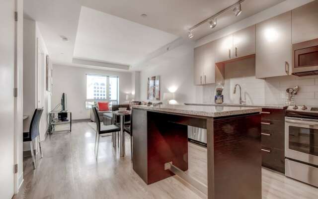 Global Luxury Suites in Rosslyn