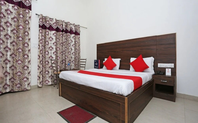 Prakash Farm BY OYO Rooms