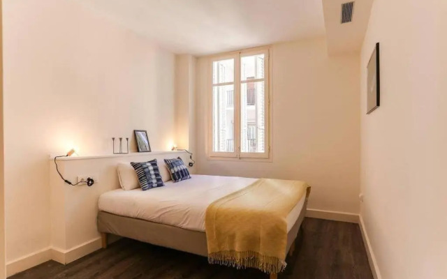 Stylish 2 Bdr apartment in Trendy Gracia