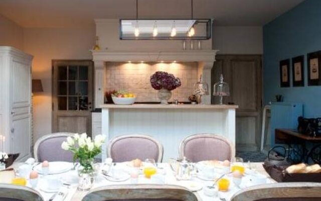 B Guest Bed & Breakfast