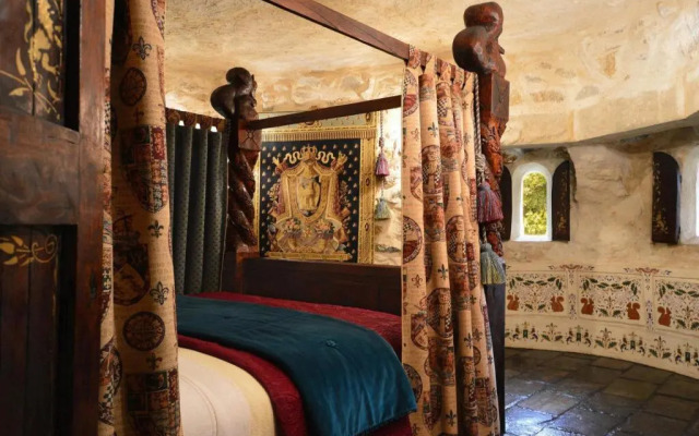 Thorngrove Manor Hotel