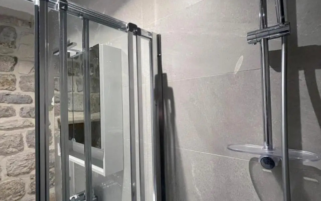 Dubrovnik Throne Suite II.