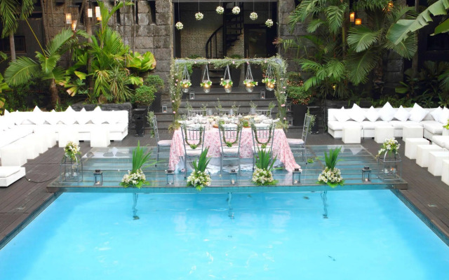 The Sulo Riviera Hotel