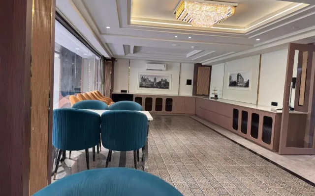 Hotel Mumbai House-Vijay Nagar