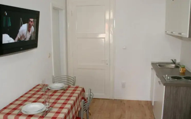 Central Jardin Guest House Split