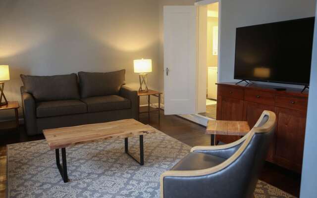 The Sayre Mansion Inn