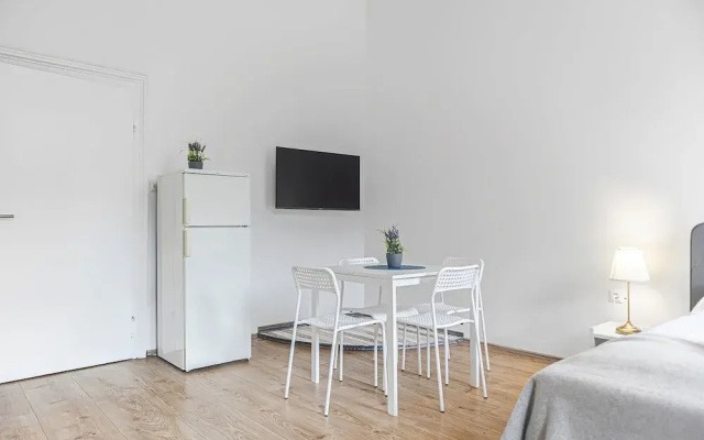 Stylish Modern 2BR Near Vienna AKH