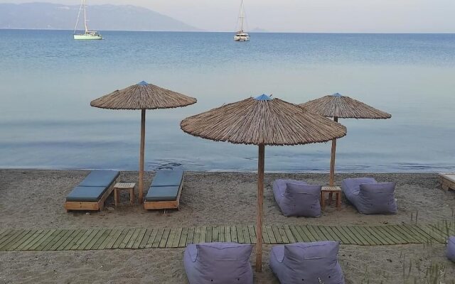 Nereides Seaside Apartments
