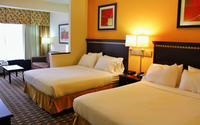 Holiday Inn Express & Suites Orangeburg