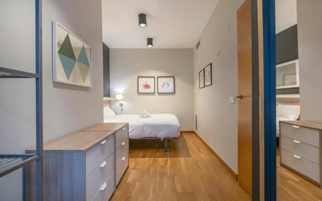 Modern and bright apartment in Eixample 3-1