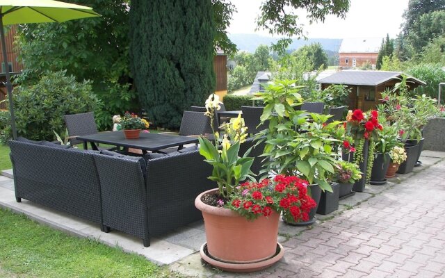 Charming Flat in Sebnitz With Garden