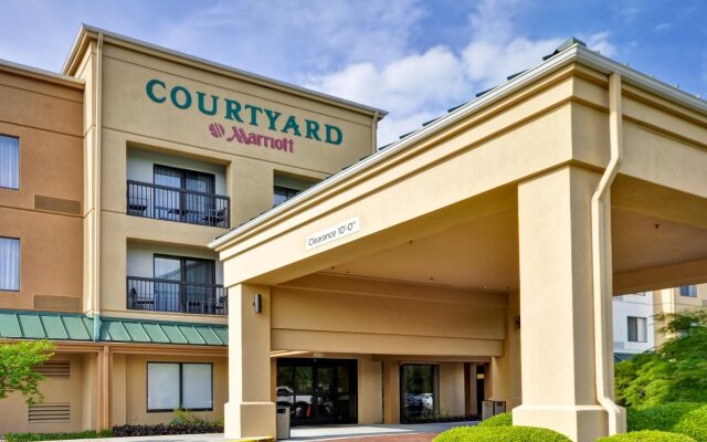 Courtyard by Marriott Dalton