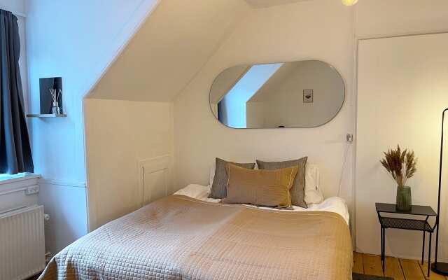 ★Stylish newly furnished 2 BR Apt - Heart of CPH★