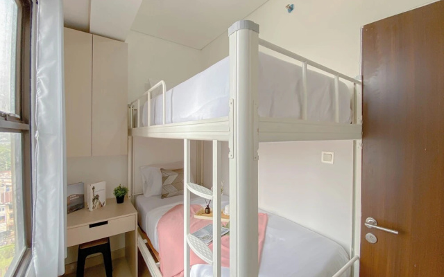 Homey And Tranquil 2Br Apartment Transpark Cibubur – Guest Rooms – Depok
