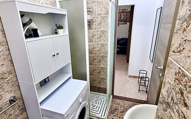 Apartment With Private Parking