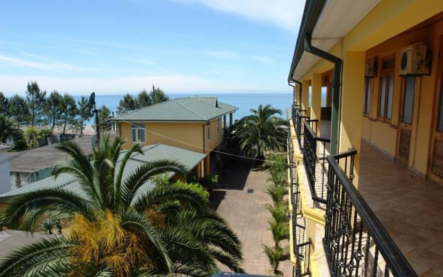 Kvariati - Guest House