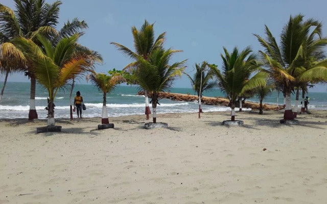 Cabaña de Enseño en Coveñas