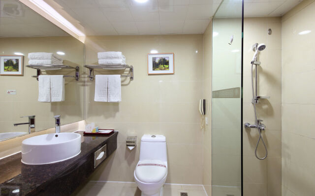 New World Hotel
