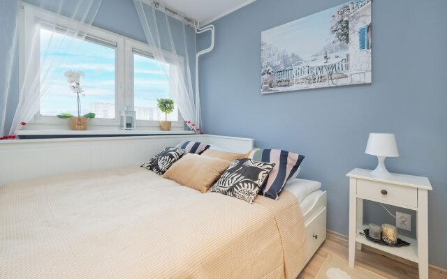 Pastel Blue Studio in Lodz by Renters