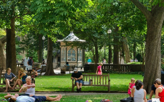 Abode Philadelphia - Rittenhouse Square Spruce St