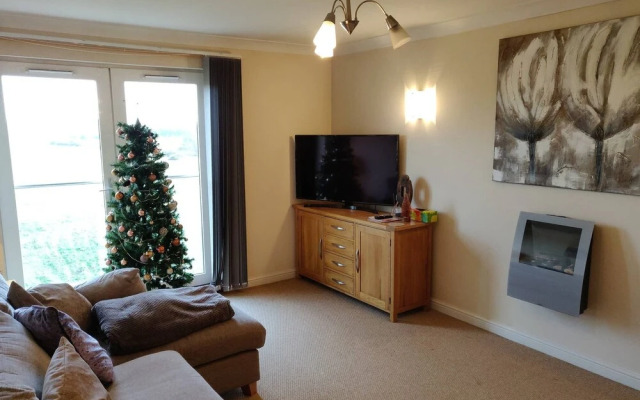 Penthouse Apartment Little Paxton - 47 Skipper Way