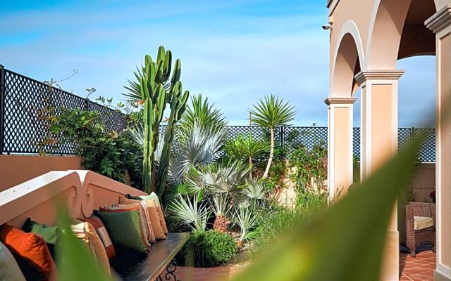 Silver Coast Beach Residence