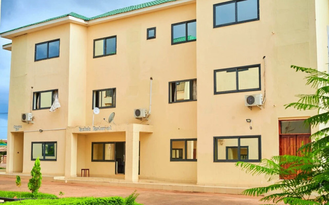 white Palace Hotel