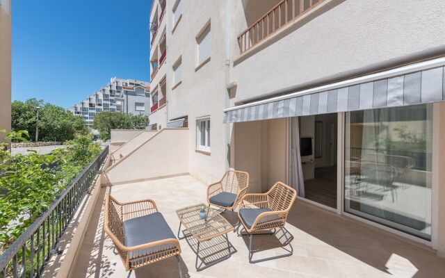 Makarska Beach Apartments Mara
