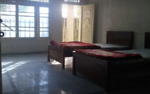 Happy Heart Hotel & Restaurant