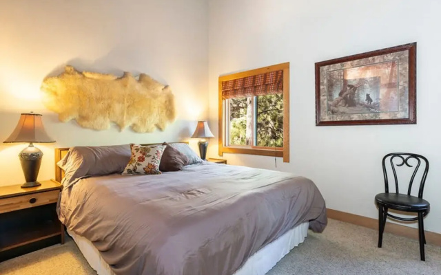Gold Bend by Tahoe Mountain Properties