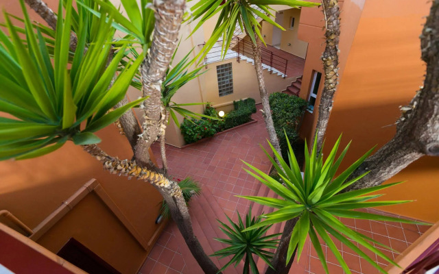 Elotia Hotel