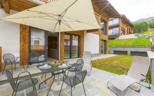 Casa Giardino Ski in - Ski out 100m