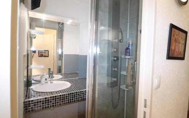 Appartement Le Grau-du-Roi, 1 pièce, 4 personnes - FR-1-307-143