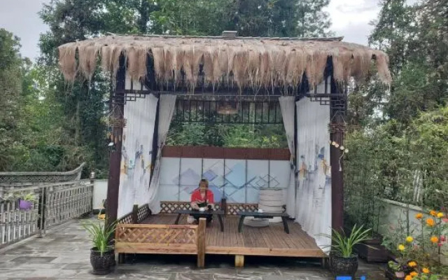 Taiwan Compatriots’ Homestay Club – Outside – Baoshan